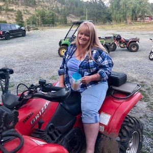 Meet your Posher, Joan